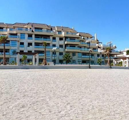 Marina Del Castillo, Duquesa Beachfront Apartment Manilva Kültér fotó