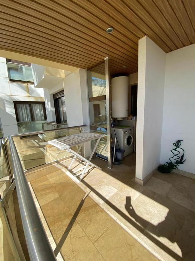 Marina Del Castillo, Duquesa Beachfront Apartment Manilva Kültér fotó